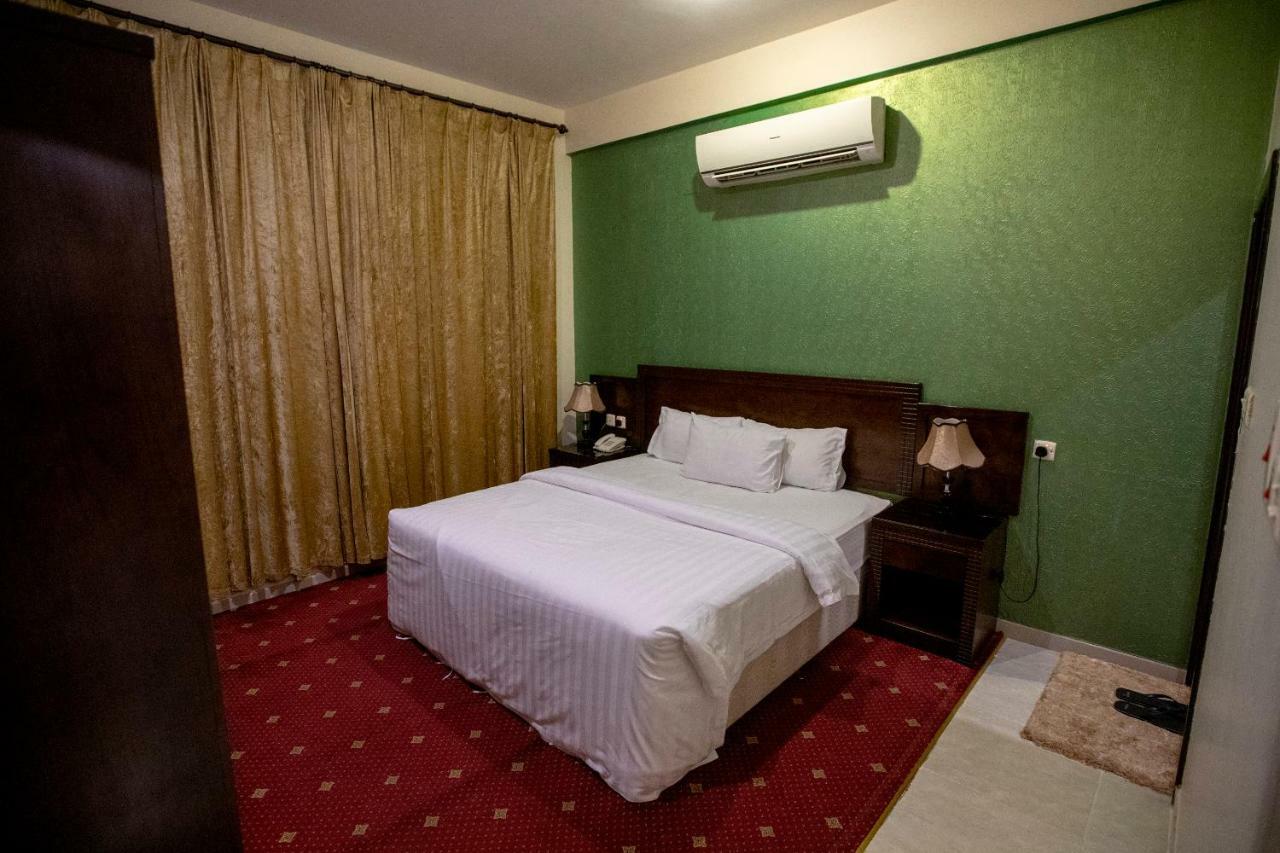 Raha Hotel Suites Ha'il Exterior photo
